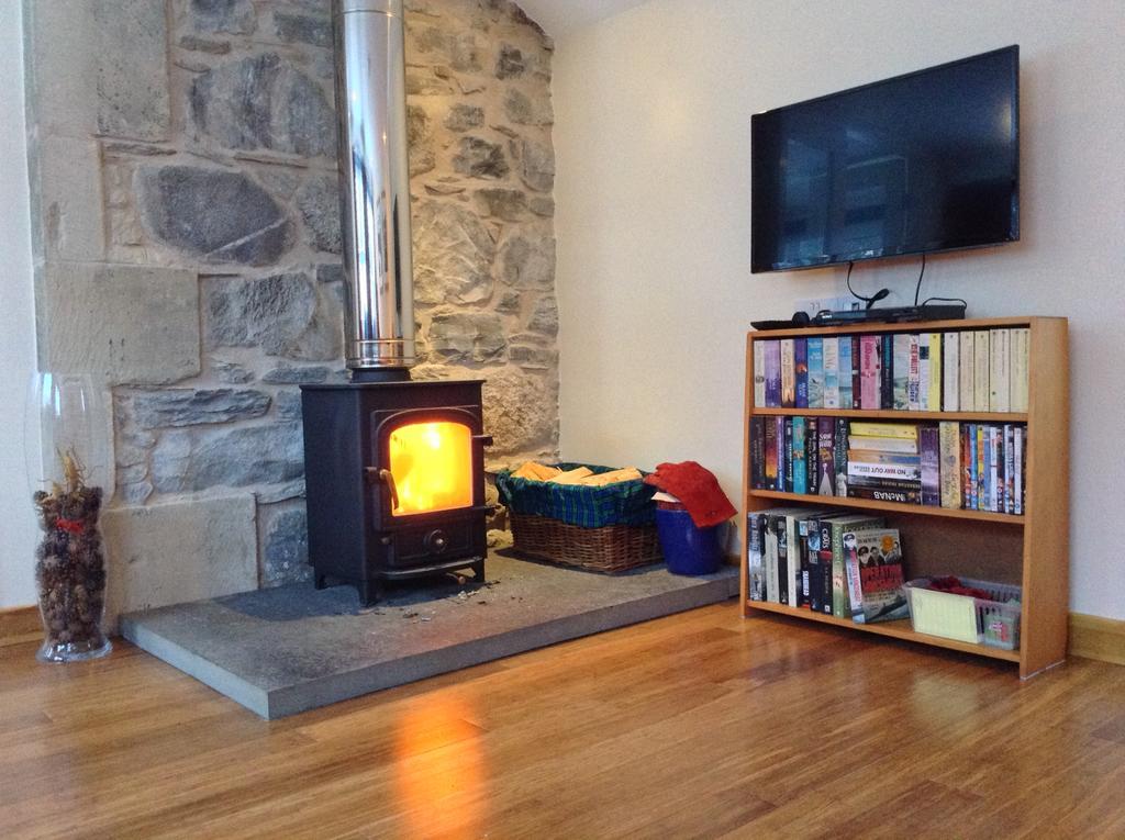 Dower House Newtonmore B&B Exteriör bild