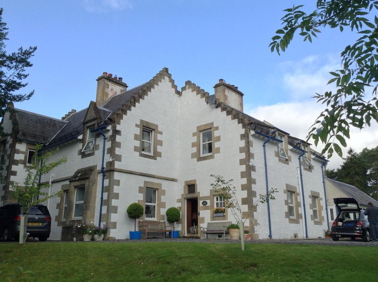 Dower House Newtonmore B&B Exteriör bild